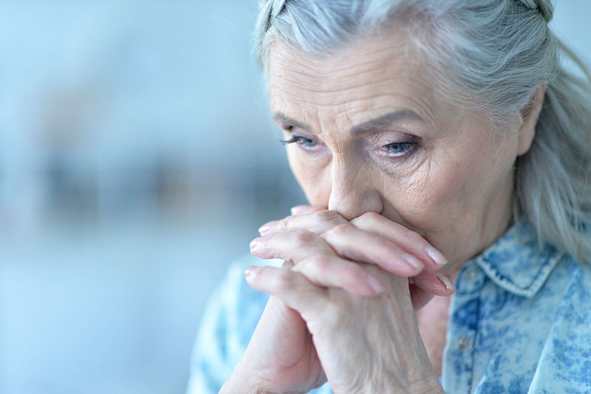 Sozialer Rückzug kann ein Zeichen für eine Depression sein.